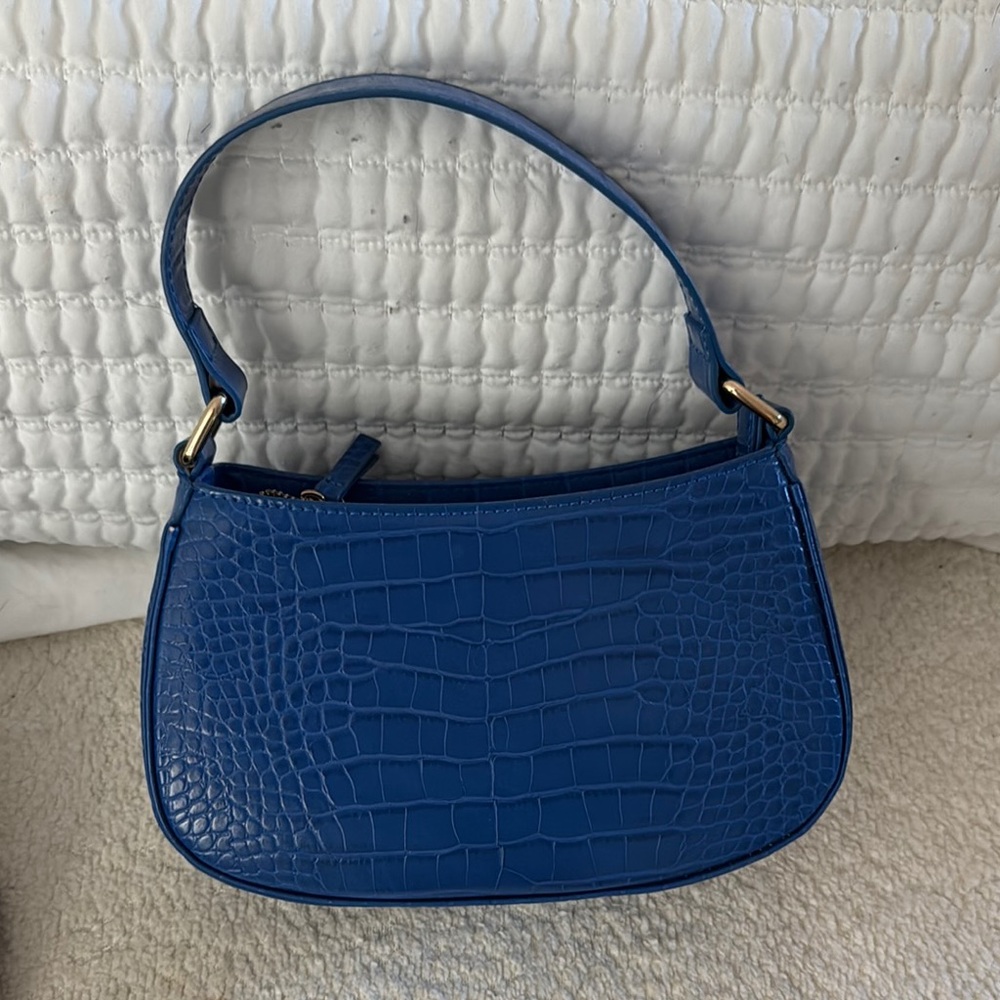 Abercrombie & Fitch Blue Embossed Shoulder Bag